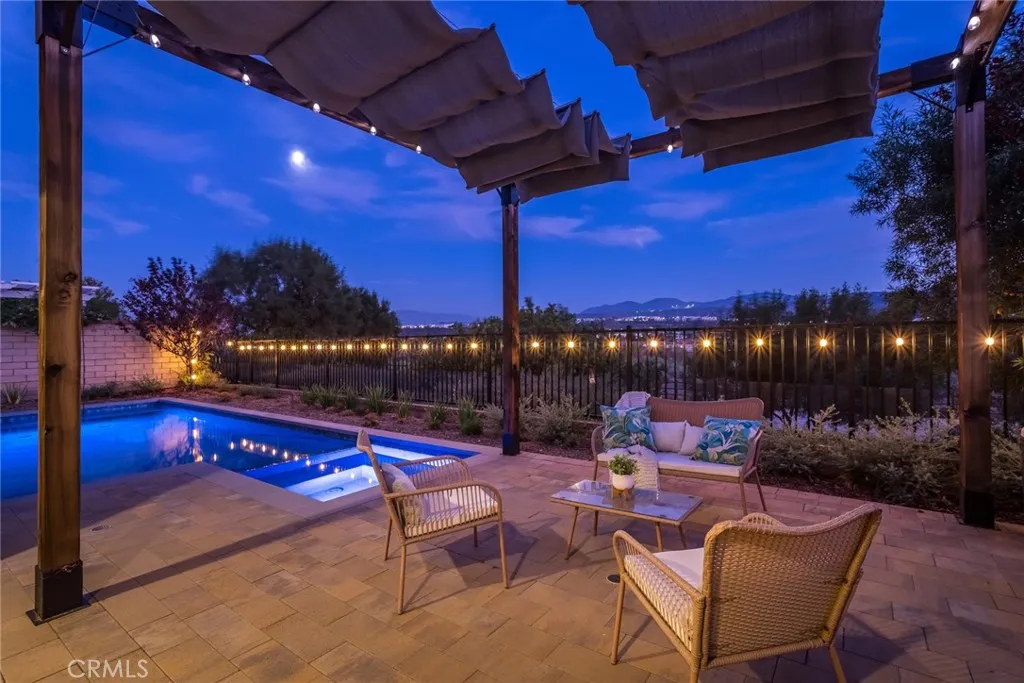 26420 Township Street, Saugus, California 91350 home-pic-1